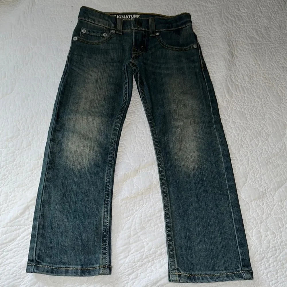Signature Levi Strauss boy straight jeans